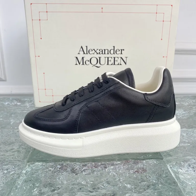 Alexander McQueen Shoe 